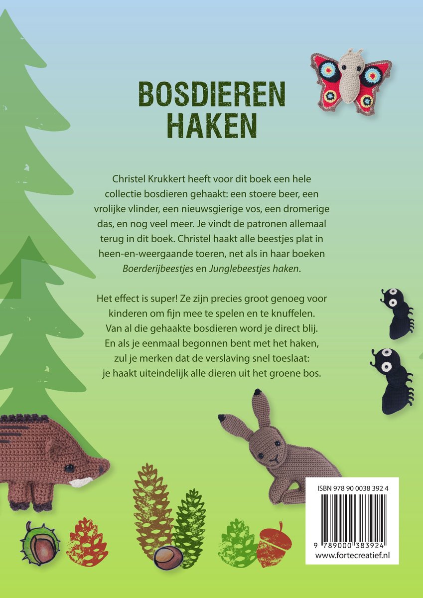 Gebreide bosdieren: een egel, dennenappels, kastanjes, een hert, een vlinder en twee slakken.