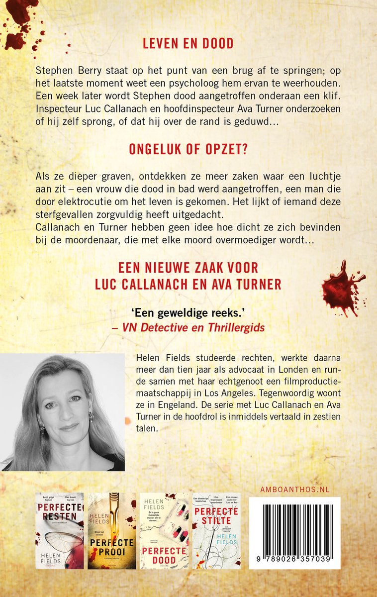 Boekomslag met een foto van een vrouw, kleine afbeeldingen van boeken en tekst, inclusief 'HELEN FIELDS' en 'AMBOSANTHOS.NL'.