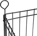 Zwarte metalen staaf met een lus aan het uiteinde voor de ren.