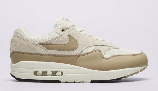 nike air max 1 desert sand