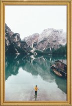 JUNIQE - Poster met houten lijst Hidden Lake by Ueli Frischknecht