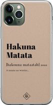 Casimoda® hoesje - Geschikt voor iPhone 11 Pro Max - Hakuna Matata - Siliconen/TPU telefoonhoesje - Backcover - Tekst - Bruin/beige