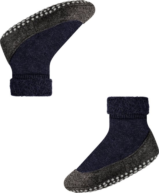 Blauwe Falke pantoffelsokken met grijze vilten zool met antislip noppen.