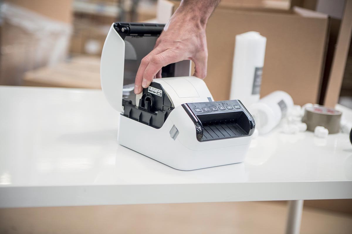 Brother QL-1110NWBC labelprinter Direct thermisch 300 x 300 DPI 110 mm/sec Bedraad en draadloos Ethernet LAN DK Wifi Bluetooth thumbnail 3