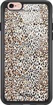 Casimoda® hoesje - Geschikt voor iPhone 6/6s - It's A Zoo Out There - Luxe Hard Case Zwart - Backcover telefoonhoesje - Bruin/beige