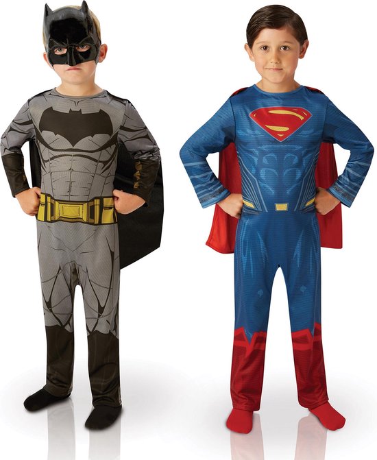 RUBIES FRANCE - 2 kinder kostuums Batman vs Superman Dawn of justice - 110/116 (5-6 jaar) RUBIES FRANCE - 2 kinder kostuums Batman vs Superman Dawn of justice - 110/116 (5-6 jaar)