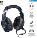 Blauwe Trust Forze-B gaming headset met camouflagepatroon, Playstation-logo en microfoon.