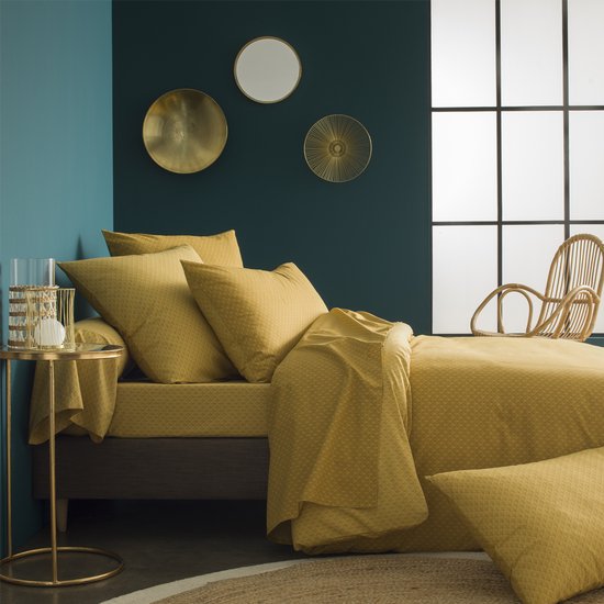 FAN Cadre de lit avec LED Vert Tissu 140 x 200 cm 9375298198465
