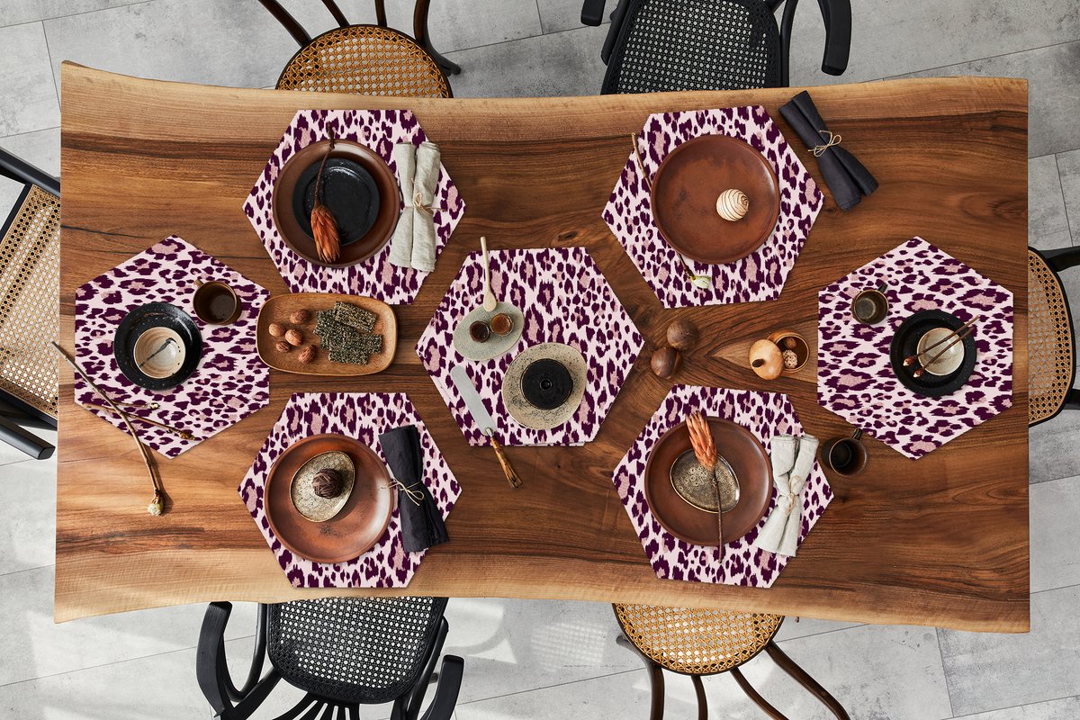 Placemats hexagon - Onderleggers placemats - Placemat zeshoek - Patronen - Panter - Roze - 8 stuks