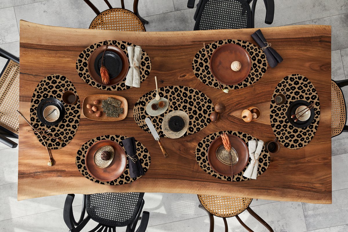 Placemats ovaal - Onderleggers - Ovale placemats - Patroon - Jaguar - Stippen - 10 stuks