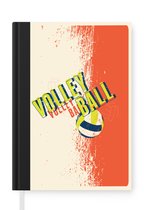 Notitieboek - Schrijfboek - Volleybal illustratie met quote ''volleyball'' tegen verweerde achtergrond - Notitieboekje klein - A5 formaat - Schrijfblok
