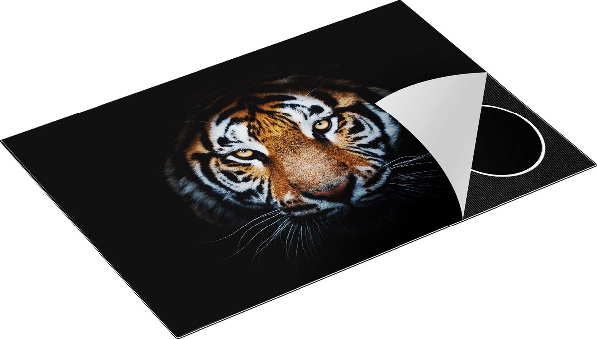 Chefcare Inductie Beschermer Tijger op Zwart Achtergrond - 77x51 cm - Afdekplaat Inductie - Kookplaat Beschermer - Inductie Mat