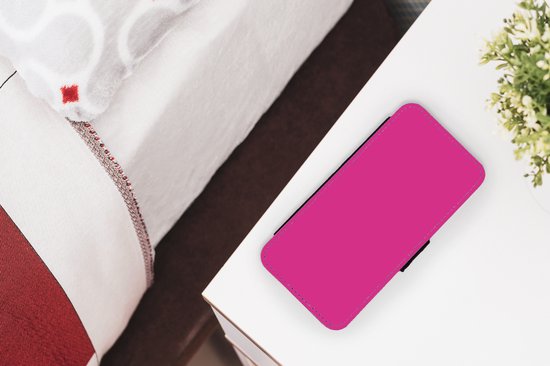 Étui pour téléphone iPhone 12 Bookcase - Fuchsia - Fluo - Couleurs - Avec compartiments - Étui portefeuille avec fermeture magnétique