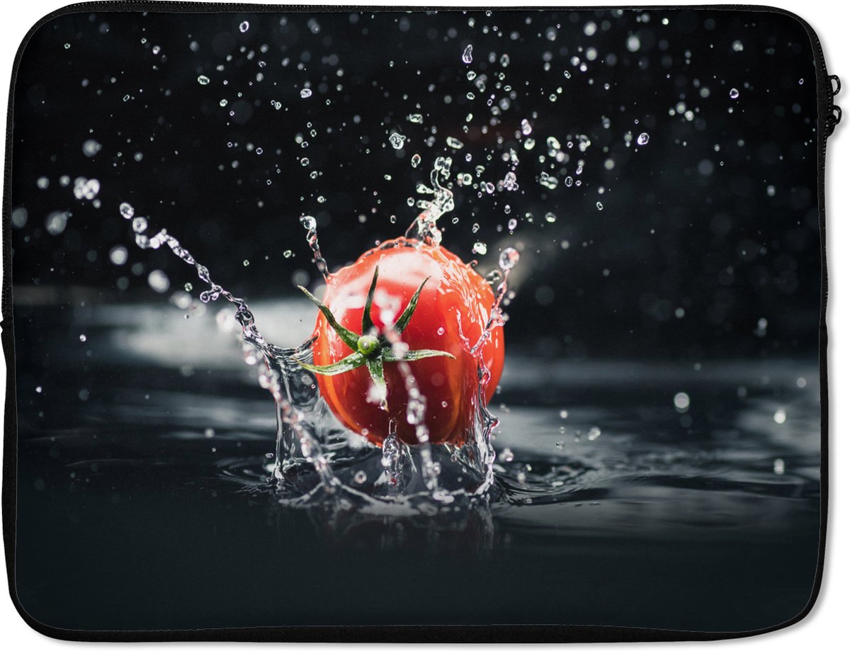Laptophoes 17 inch - Tomaat - Groente - Stilleven - Water - Rood - Laptop sleeve - Binnenmaat 41x28 cm - Zwarte achterkant