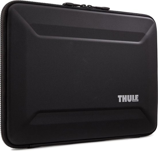 4. Thule Gauntlet MacBook Sleeve