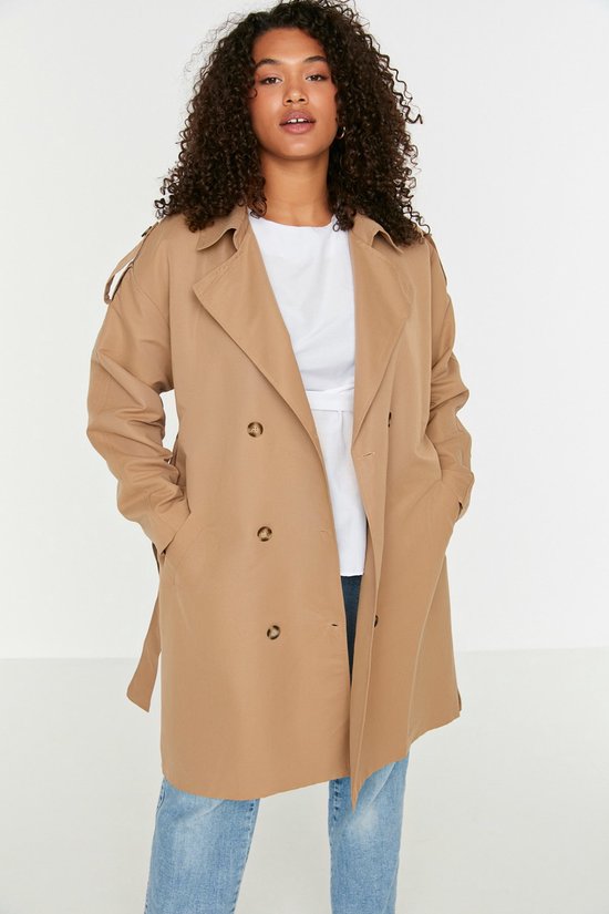 Trendyol Trench-coat à double boutonnage standard pour femme Taille Plus