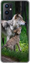 Geschikt voor OnePlus 9 Pro hoesje - Wolf - Baby - Bos - Siliconen Telefoonhoesje