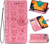 Voor Galaxy A30 schattige kat en hond reliëf horizontale flip lederen tas met beugel / kaartsleuf / portemonnee / lanyard (roze)