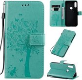 Voor Motorola Moto E7 Tree & Cat Pattern Pressed Printing Horizontale Flip PU Leather Case met houder & kaartsleuven & portemonnee & Lanyard (groen)