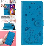 Voor Samsung Galaxy M31s Cat Bee Embossing Pattern Shockproof Horizontale Flip Leather Case met houder & kaartsleuven & portemonnee (blauw)
