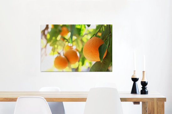 Oranges mûres et rondes sur les arbres Toile 90x60 cm - Tirage photo sur toile (Décoration murale salon / chambre)