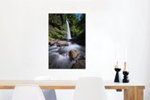 Canvas Schilderij Wilde waterval in het Nationaal park Gunung Rinjani in Indonesië - 60x90 cm - Wanddecoratie