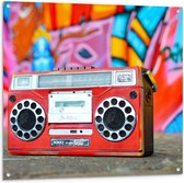 Tuinposter – Rode Radio voor Graffiti Muur - 100x100cm Foto op Tuinposter  (wanddecoratie voor buiten en binnen)