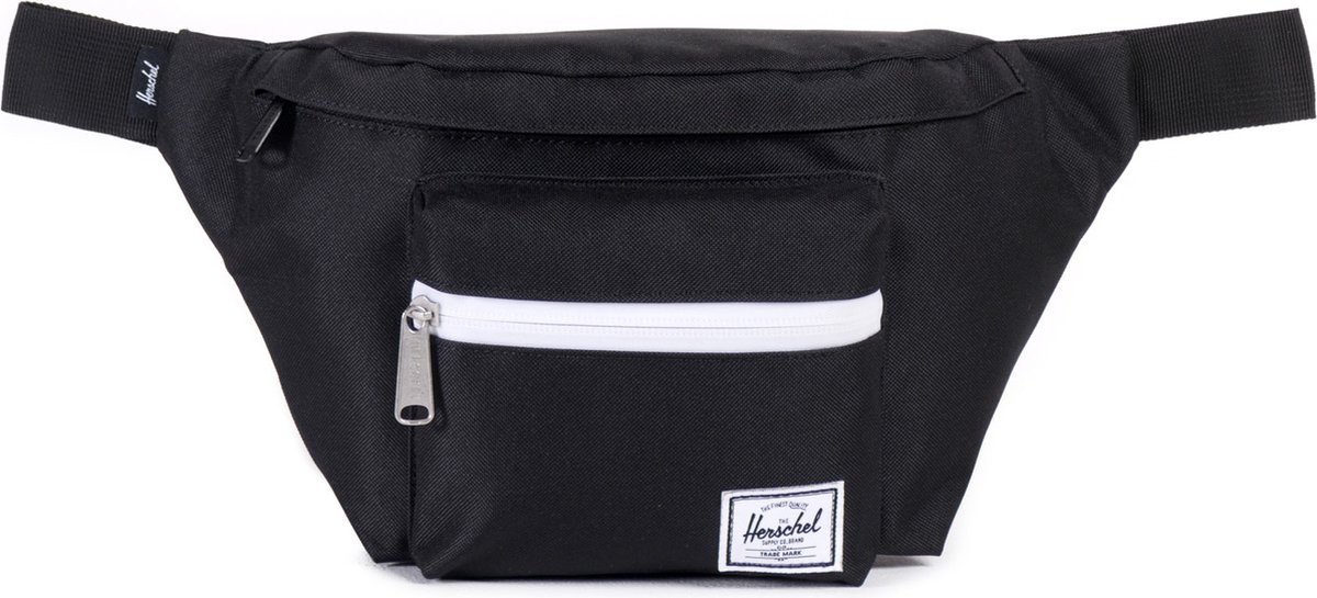 Seventeen - Black / Heuptas - fannypack - buideltas / 1 hoofdcompartiment + 1 voorvak met waterdichte ritssluiting - 3.5 liter opbergruimte / Beperkte Levenslange Garantie / Zwart