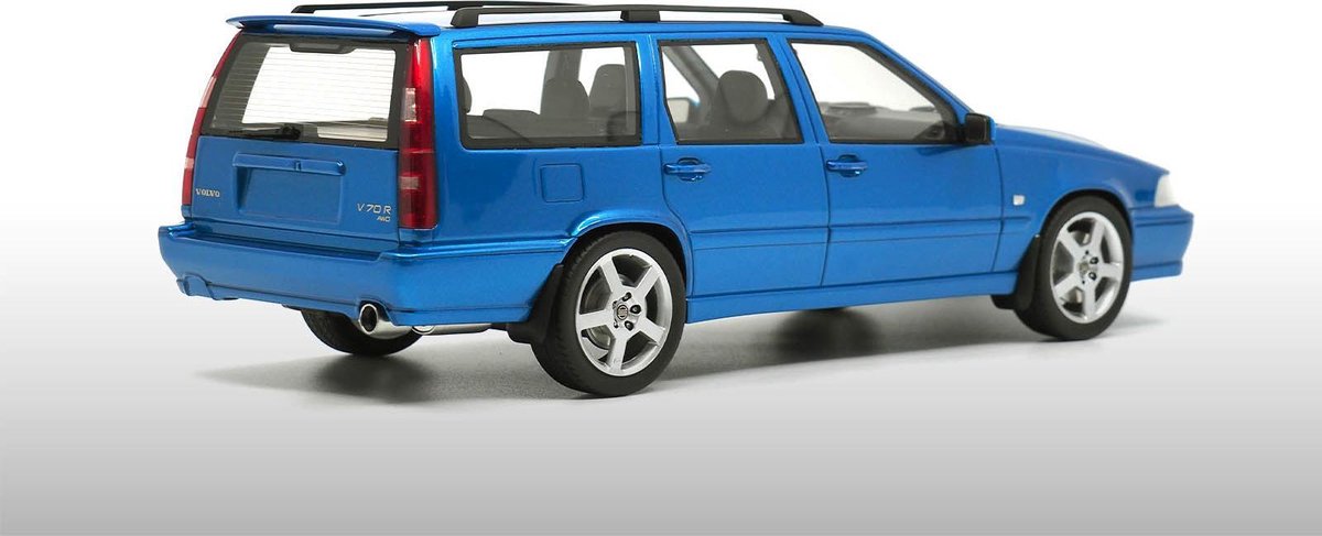 DNA Collectibles 1/18 Volvo S90 Royal Level 3 1998