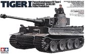 1:35 Tamiya 35216 German PzKpfw.VI Tiger I E Early w/1 Figure Plastic Modelbouwpakket