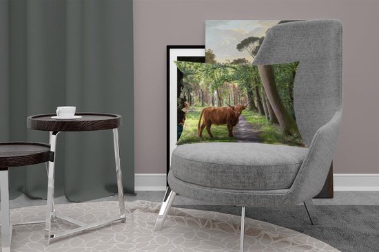 Sierkussen Indoor Forest Life - Highlander écossais sur la route - 60x40 cm - Coussin intérieur rectangulaire en coton