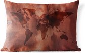 Buitenkussens - Tuin - Wereldkaart met roodbruine en donkerbruine verf - 60x40 cm