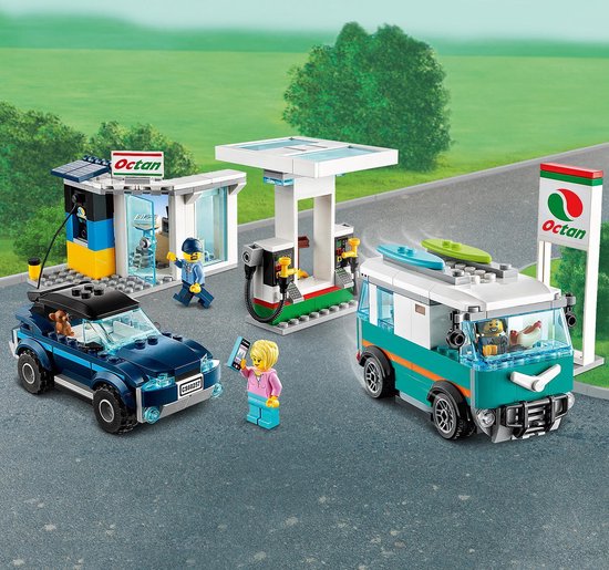 LEGO City Benzinestation - 60257 | bol