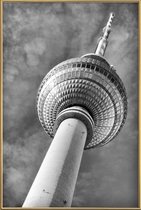 JUNIQE - Poster met kunststof lijst Berlin Fernsehturm -30x45 /Grijs &