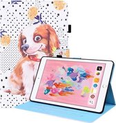 Animal Pattern Horizontal Flip Leather Case met Houder & Kaartsleuven & Fotolijst & Slaap / Wake-up Functie Voor iPad 9.7 2018/2017 (Little Flower dog)