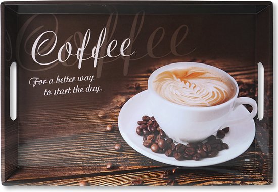 Rechthoekig dienblad met bruine houtprint, witte kopje koffie met latte art, koffiebonen en tekst 'Coffee - For a better way to start the day.'