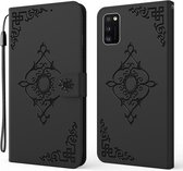 Voor Samsung Galaxy A41 Reliëf Fortune Bloem Patroon Horizontale Flip Leren Case met Houder & Kaartsleuf & Portemonnee & Lanyard (Zwart)