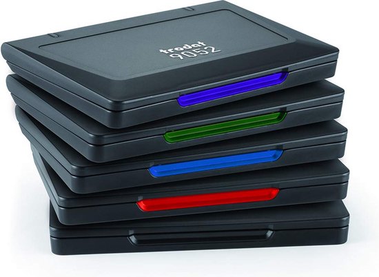 Pile de cinq cassettes noires pour coussinets encreurs avec des insertions colorées : violet, vert, bleu et rouge.