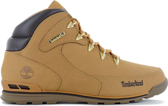Botte de randonnée Timberland marron à lacets, logo Timberland sur le côté.
