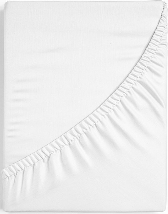 Drap-housse blanc pour surmatelas avec bord élastique, plié.