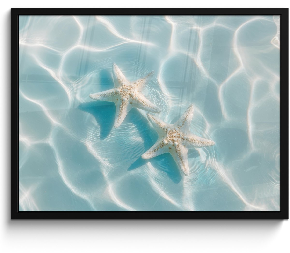 FrameYourWall Poster in lijst - Fotolijst 70x50 cm - Posters - Zeesterren - Golvend water - Rustgevend - Posterlijst zwart - Decoratie - Wanddecoratie woonkamer - Muurdecoratie slaapkamer