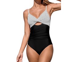 Cupshe bikini met verdraaide voorkant en uitgesneden zijde