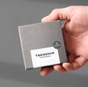 Grijze geschenkdoos met "TRENDHIM ACCESSORIES" en "MADE IN DENMARK".