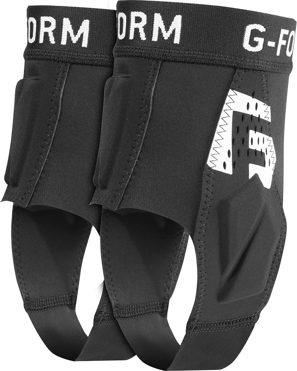G-Form Pro-X4 Enkelberschermer - Zwart | Maat: S/M