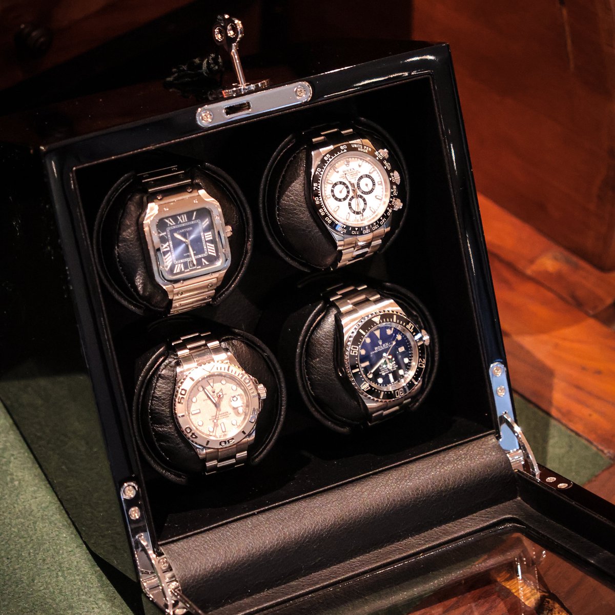 Leader Luxe Watchwinder voor 4 horloges - Horloge opwinder - horloge box - Zwart