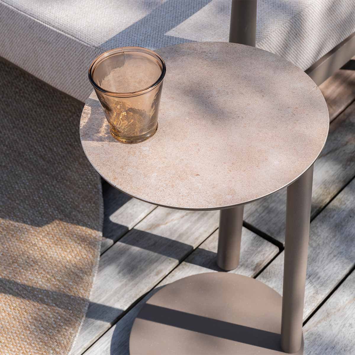 4 Seasons Outdoor Vic table d'appoint Ø30xH50 cm terre - impression céramique