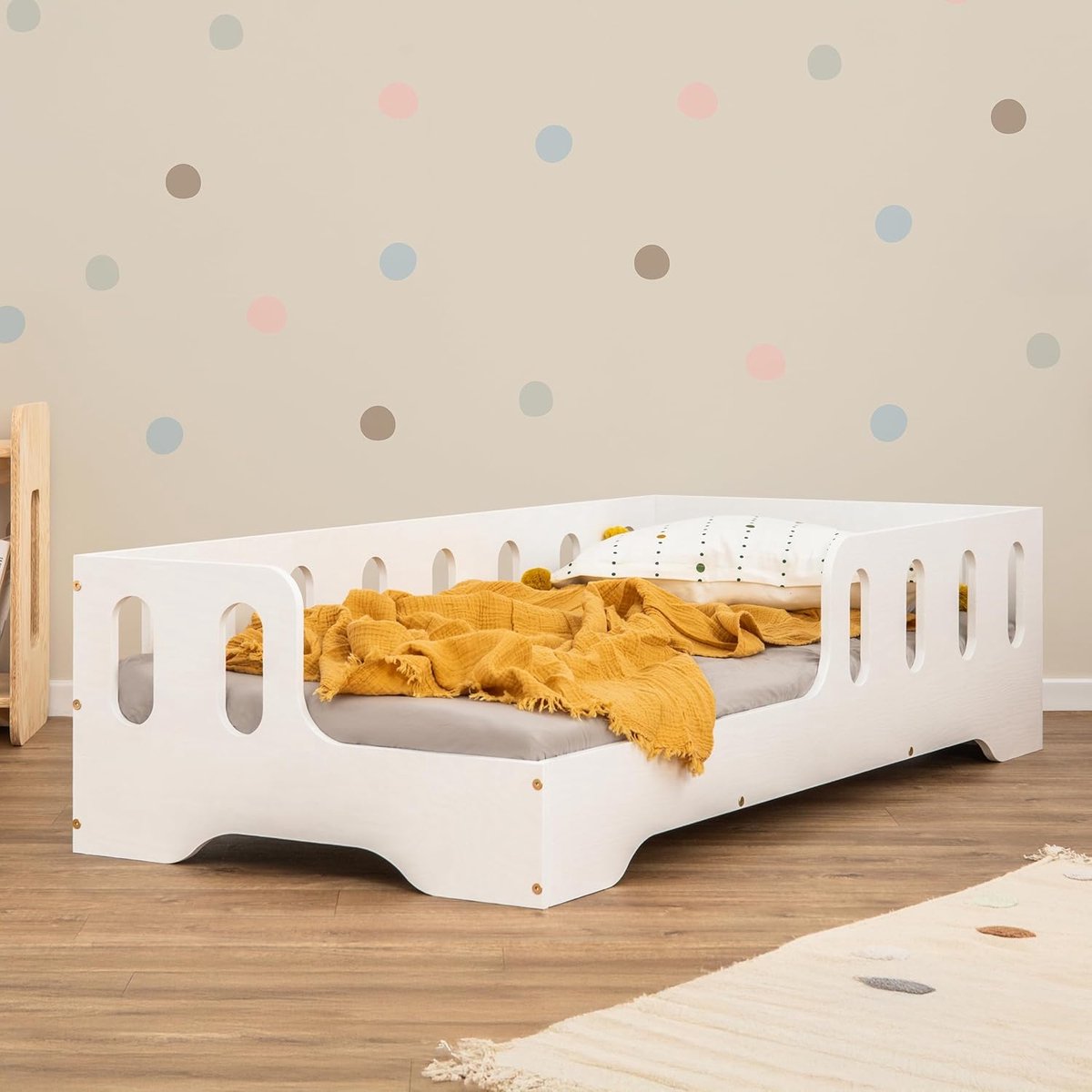 Kinderbed Vloerbed - Montessori Bed - Zelfstandig Slapen - Met Uitvalbeveiliging - 70x140 cm - Wit