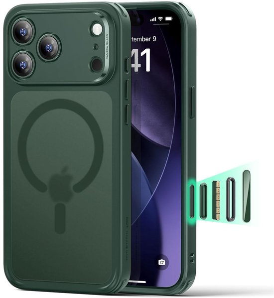 Donkergroen iPhone-hoesje met MagSafe-ring en camera-uitsparing, naast een telefoon met een groen scherm.