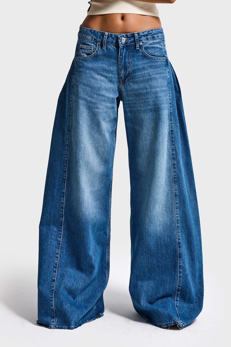 It's Basic - WIDE MID RISE JEANS