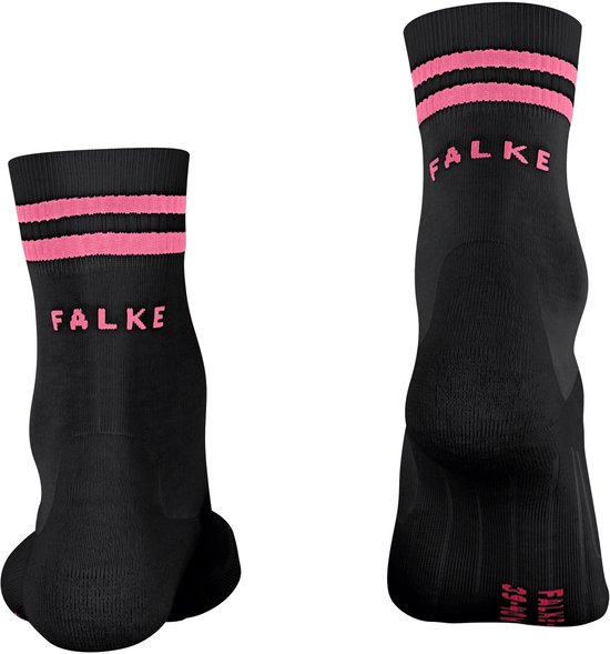 Zwarte FALKE sportsokken met twee roze strepen bij de boord.